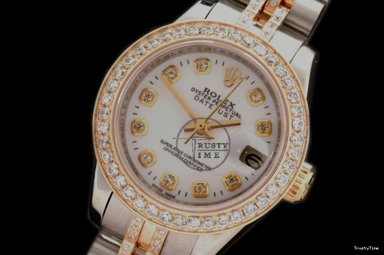 1202 RDJLD0060 – DJ Ladies Packable 786